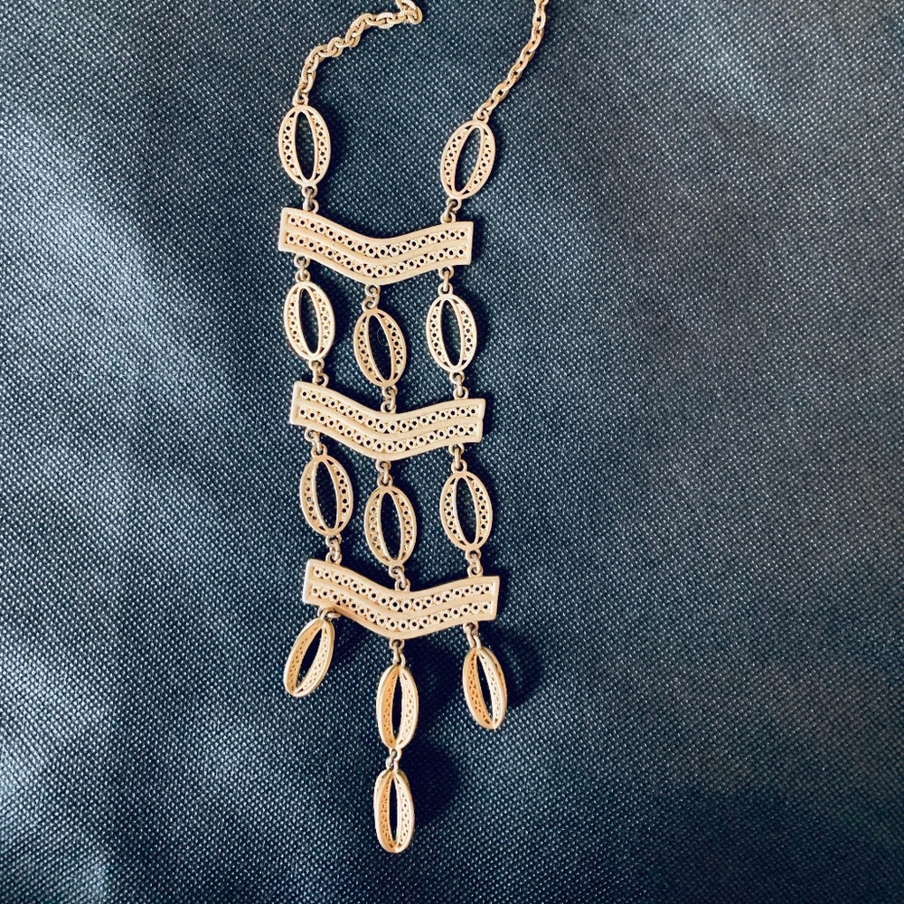 STELLA & DOT